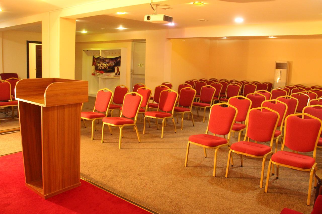 ניקוסיה City Royal Hotel And Casino מראה חיצוני תמונה