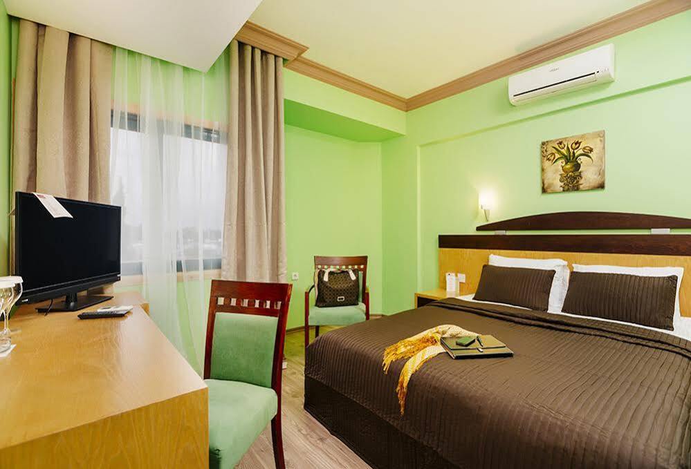 ניקוסיה City Royal Hotel And Casino מראה חיצוני תמונה